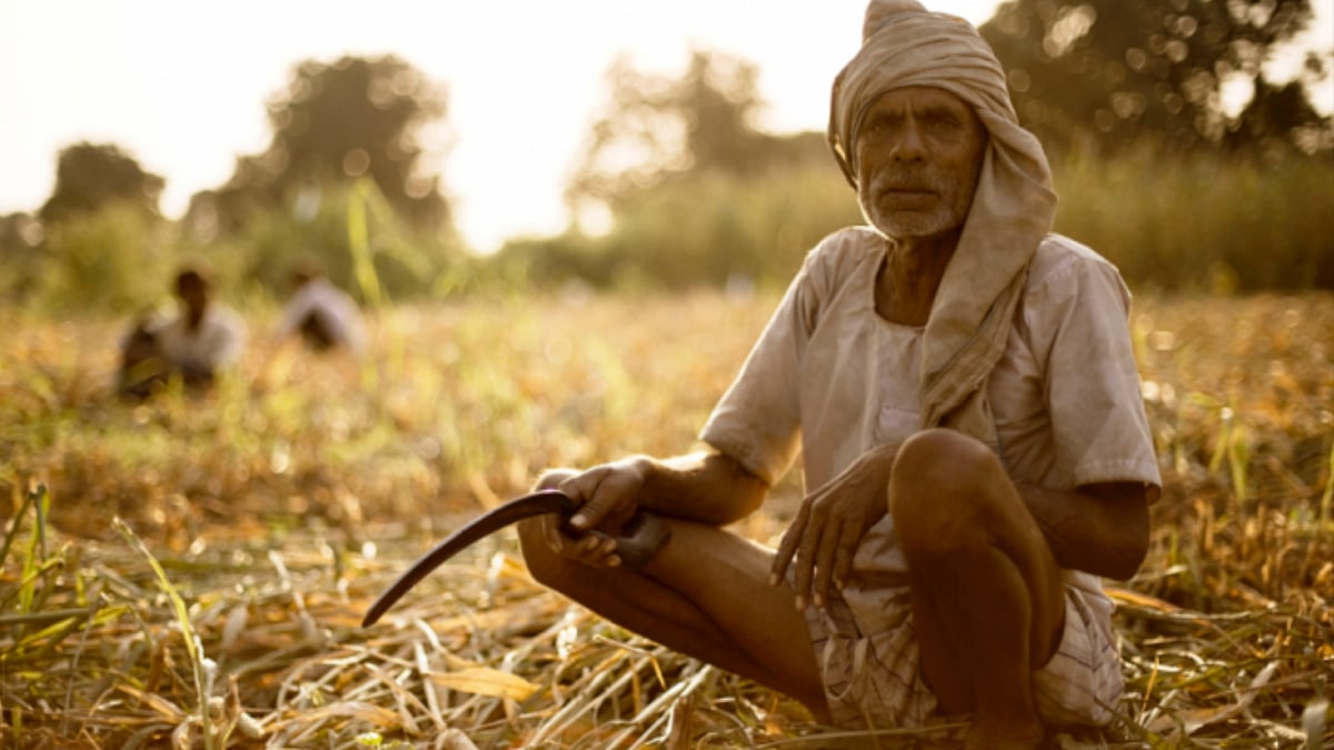 கடவுளுக்கு எதிராக புகார் கொடுத்த விவசாயி.. உ.பி.யில் அதிர்ச்சி - பின்னணி என்ன ?