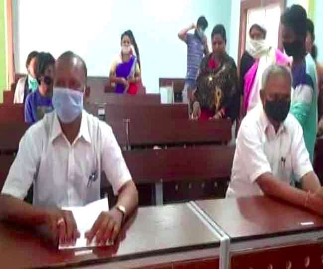 10ம் வகுப்பு தேர்வில் 364 மதிப்பெண் பெற்று தேர்ச்சி பெற்ற MLA.. எந்த மாநிலத்தை சேர்ந்தவர் தெரியுமா?