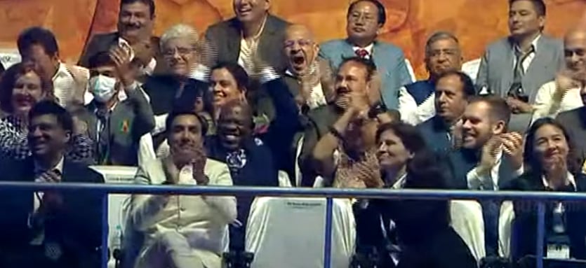 8 மாநிலங்களின் பாரம்பரிய நாட்டியம்.. லிடியன் நாதஸ்வரனின் இசை: புகைப்பட தொகுப்பு!