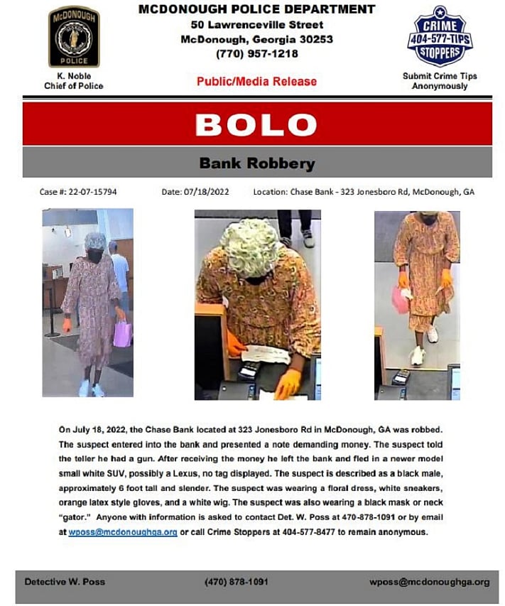 மூதாட்டி உடையில் வங்கியில் கைவரிசை காட்டிய நபர்.. தூம் 2 பட பாணியில் அமெரிக்காவில் நடந்த கொள்ளை சம்பவம்!