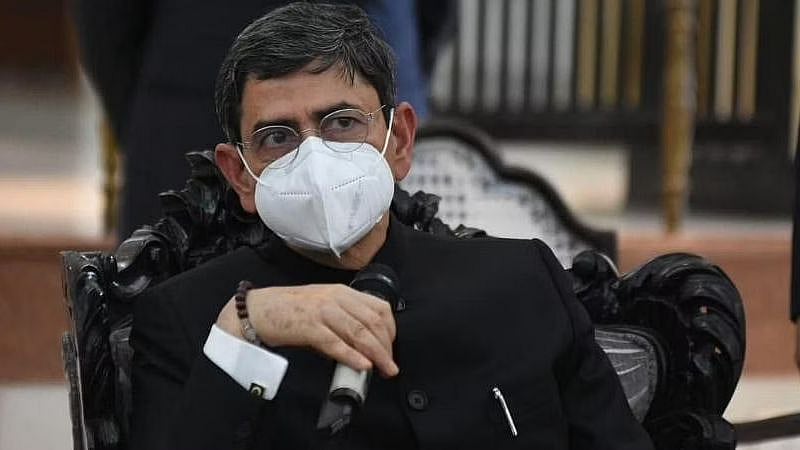 திராவிடர்களும் ஆளுநரும் (2).. மனு, மகாபாரதம் என்ன சொல்கிறது தெரியுமா?.. ஆளுநருக்கு பாடம் எடுத்த முரசொலி!