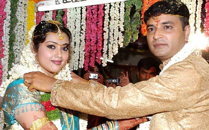 ’என் கணவர் இறப்புக்கு இதுதான் காரணம்..’ : தவறான தகவல் பரப்புவோருக்கு மீனா விடுத்த உருக்கமான வேண்டுகோள்!