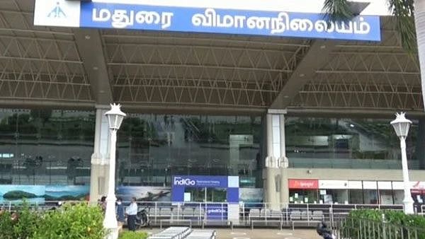 மதுரை விமான நிலையத்தில் திடீரென வெடித்த துப்பாக்கி.. பயணிகள் பீதி: நடந்தது என்ன?
