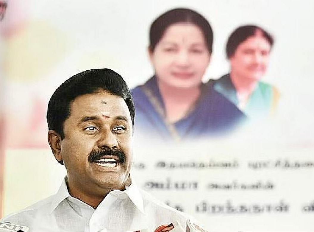 ரூ.58 கோடி ஊழல்.. FIR -ல் A1 ஆக இடம்பெற்ற முன்னாள் அமைச்சர் காமராஜ்.. 