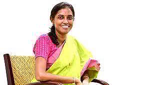ஒன்றிய அரசை கண்டித்து போராட்டம் - காங்கிரஸ் MP ஜோதிமணியின் ஆடை 2-வது முறை கிழிக்கப்பட்டதால் அதிர்ச்சி!