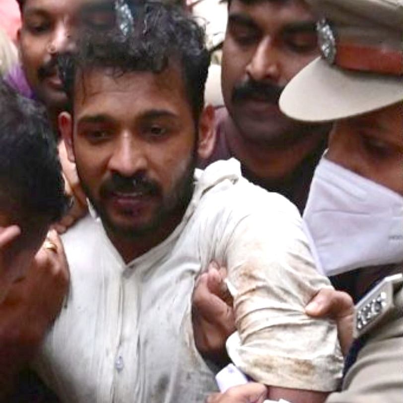 "சிலுவண்டு சிக்கும் ஆனா சிறுத்த.. சிக்கிடுச்சே!" - தப்பித்த சிறை கைதி.. வலை விரித்து பிடித்த போலிஸ் !