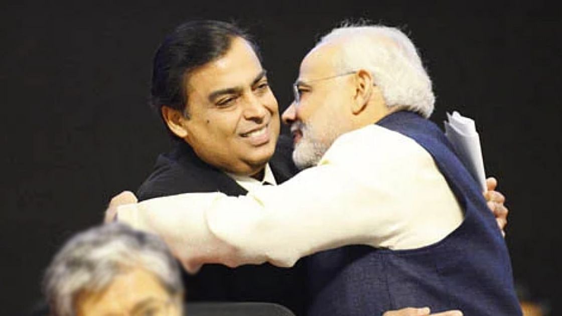 பொதுமக்களுக்கு GST உயர்வு.. அம்பானிக்கு ஏற்றுமதி வரி ரத்து.. மோடி அரசின் செயலால் பொதுமக்கள் அதிர்ச்சி! 