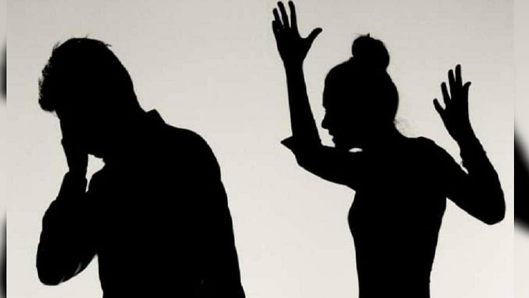 'ஜீன்ஸ் பேண்ட் அணியக் கூடாது'..   ஆர்டர் போட்ட கணவனை குத்தி கொலை செய்த மனைவி!