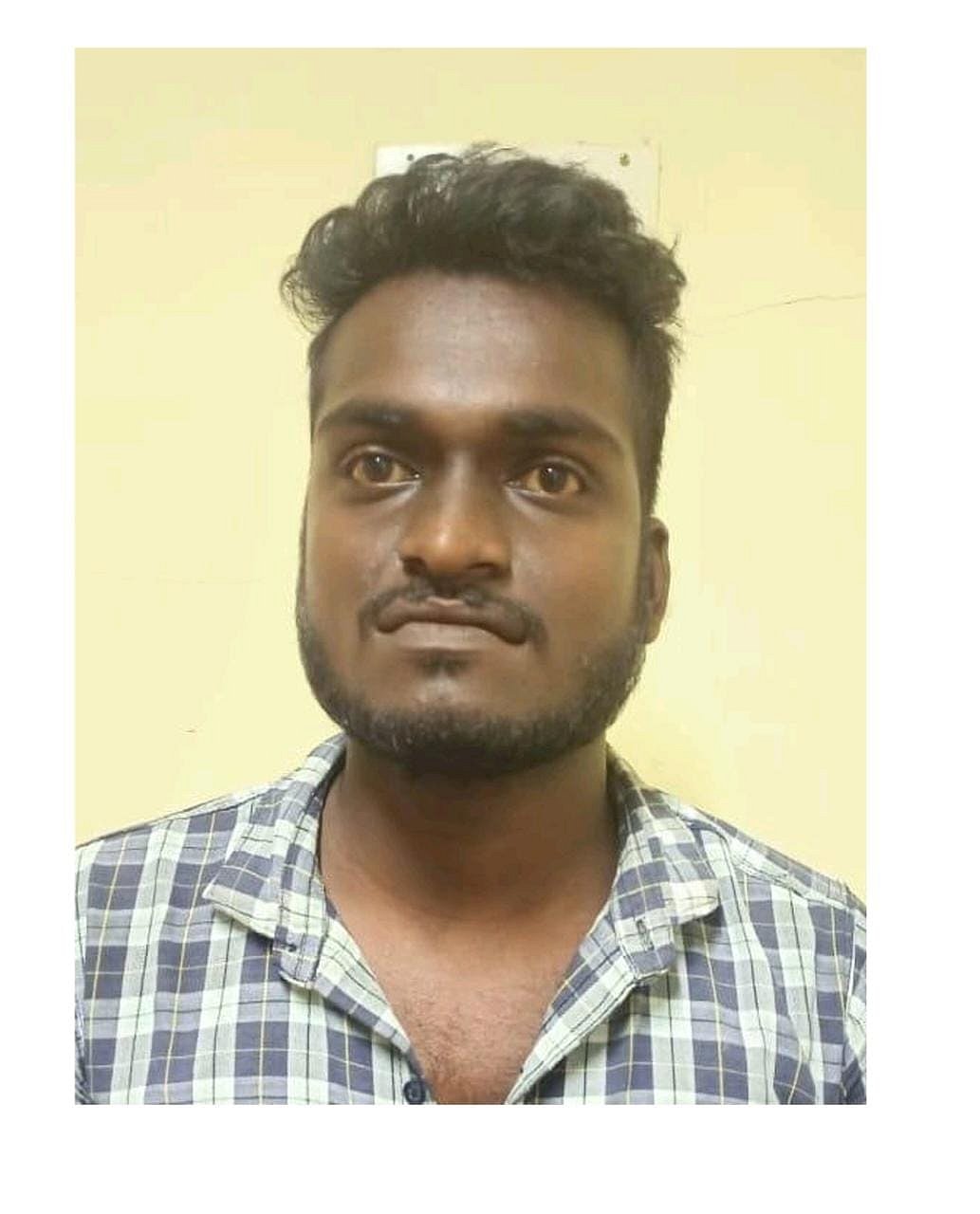 வெளிநாட்டிற்குக் கடந்த முயன்ற 2 சாமி சிலைகள்.. 2 பேரை கையும் களவுமாகப் பிடித்த போலிஸ்: சிக்கியது எப்படி?