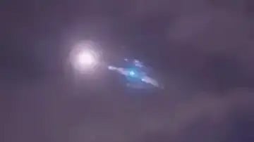 இந்திய பெருங்கடலில் தென்பட்ட விசித்திர வெளிச்சம் .. UFO-வா என பொதுமக்கள் அச்சம்.. நாசாவின் பதில் என்ன?