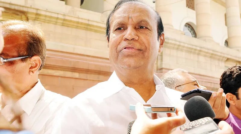 “மோடியிடம் போட்டோக்கு போஸ் கொடுத்தே 10 ஆண்டுகள் போய்விட்டது.. மனுக்கள் மீது நடவடிக்கை இல்லை”: TR.பாலு MP