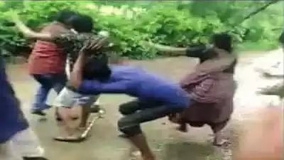 “நீங்கல்லாம் ஸ்கூலுக்கு போக கூடாது” - பட்டியலின மாணவியை தாக்கிய கும்பல்: ம.பி-யில் நடந்த அராஜகம்! (Video)