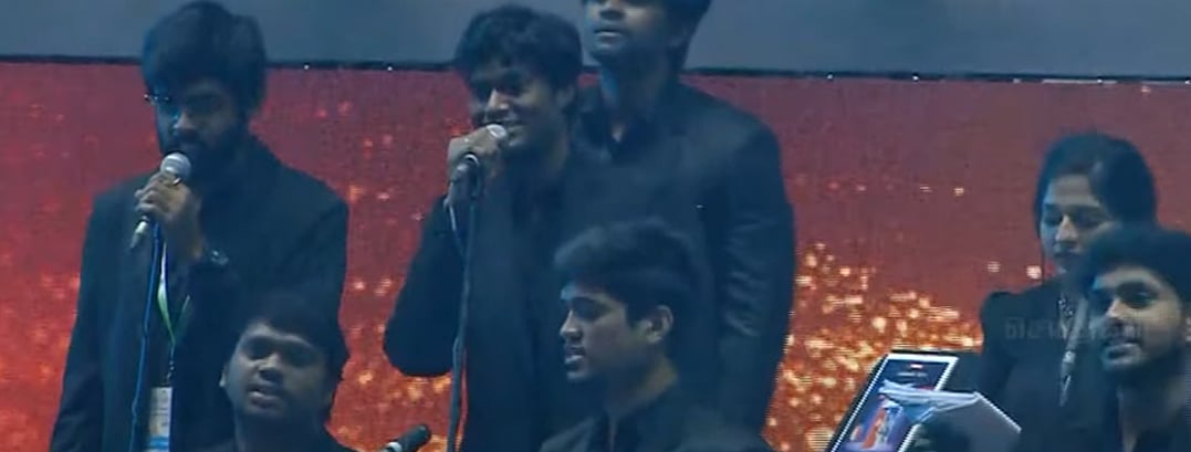 8 மாநிலங்களின் பாரம்பரிய நாட்டியம்.. லிடியன் நாதஸ்வரனின் இசை: புகைப்பட தொகுப்பு!