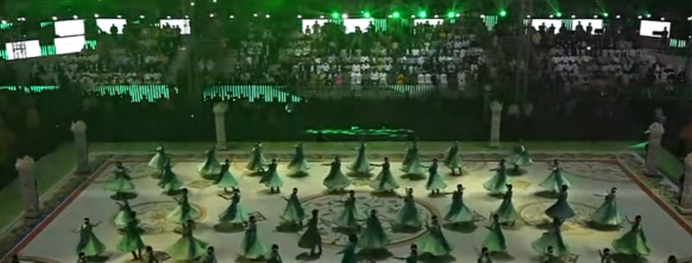 கலைநிகழ்வுகளுடன் தொடங்கிய செஸ் ஒலிம்பியாட்.. பட்டுவேட்டியில் முதலமைச்சர் மு.க.ஸ்டாலின்! (Photos)