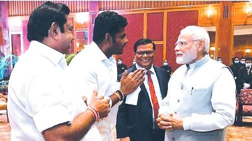 “டெல்லியின் திடீர் நடவடிக்கை.. பிரதமர் மோடியின் அவமதிப்பால் பதறும் பழனிசாமி கும்பல்” : சிலந்தி கட்டுரை !