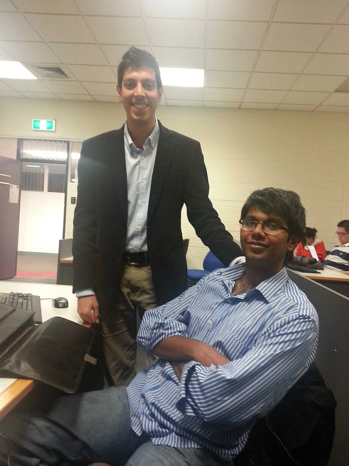 கிளீனர் வேலை டூ CEO.. ஆஸ்திரேலியாவின் இளம் தொழிலதிபராக உயர்ந்த இந்தியர் - யார் இந்த ஆமீர் குதுப்?