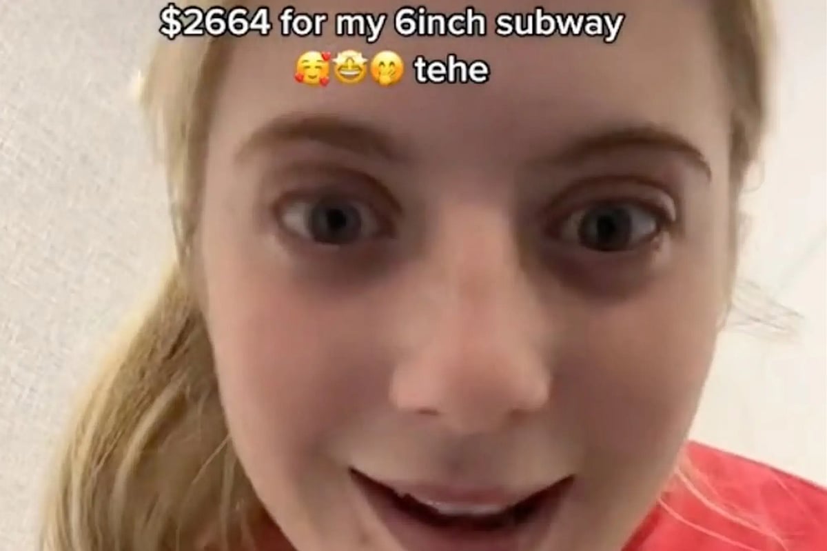 "Sandwich கொண்டு போனது ஒரு குத்தமாயா..?" - ரூ.1.43 லட்சம் அபராதம் விதித்த அதிகாரிகள்.. இளம்பெண் குமுறல் !