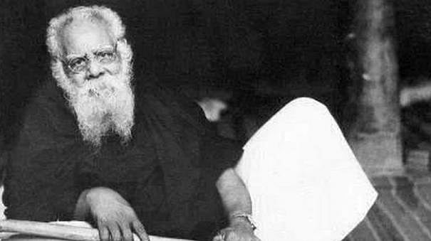 'அறிவு எங்களுக்கு மட்டும்தான் இருக்கிறது’ - இப்படி சொன்னவர்களை எதிர்த்துதான் தமிழக அரசியலே இருக்கிறது !