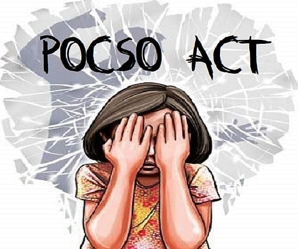 துபாயிலிருந்து இன்ஸ்டாகிராம் மூலம் காதல் வலை.. சிறுமியை பாலியல் வன்கொடுமை செய்த இளைஞர் கைது !