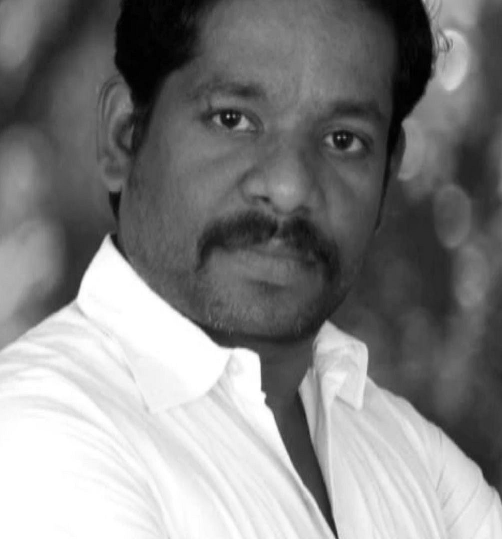 அதிமுக முன்னாள் அமைச்சரின் மருமகன் தற்கொலை.. காரணம் குறித்து போலிஸார் விசாரணை : மதுரையில் பரபரப்பு !