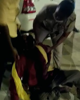 சாலையில் சென்ற முதியவருக்கு நெஞ்சுவலி.. முதலுதவி செய்து மருத்துவமனையில் சேர்த்த பெண் காவல் ஆய்வாளர்!