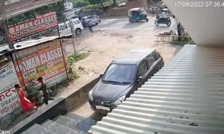 ஒரு தலை காதலால் நேர்ந்த கொடூரம் : பள்ளி மாணவியை சுட்ட மர்ம நபர்.. வைரலாகும் வீடியோ - நடந்தது என்ன ?