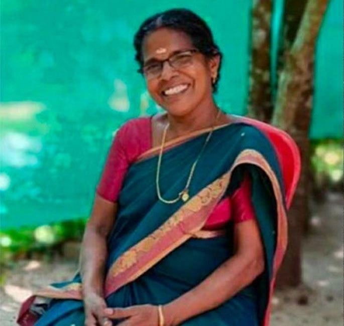 சொத்துக்காக தாயையே துடிக்க துடிக்க கொலை செய்த கொடூர மகள்.. - கேரளாவில் அதிர்ச்சி !