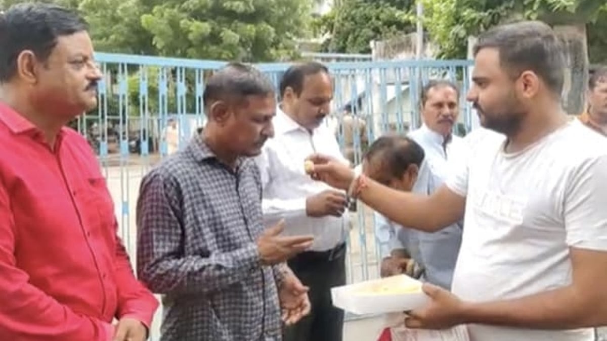 பில்கிஸ் பானு வழக்கு : குற்றவாளிகளை விடுவிக்கும் குழுவில் பாஜக MLA-க்கள் ! -வெளிவந்த தகவலால் அதிர்ச்சி ! 