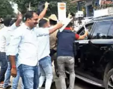 "காந்தியை சுட்டு கொன்ற கூட்டம் இது.. என்னை மட்டும் விட்டுவைக்குமா?": சித்தராமையா பேச்சு!