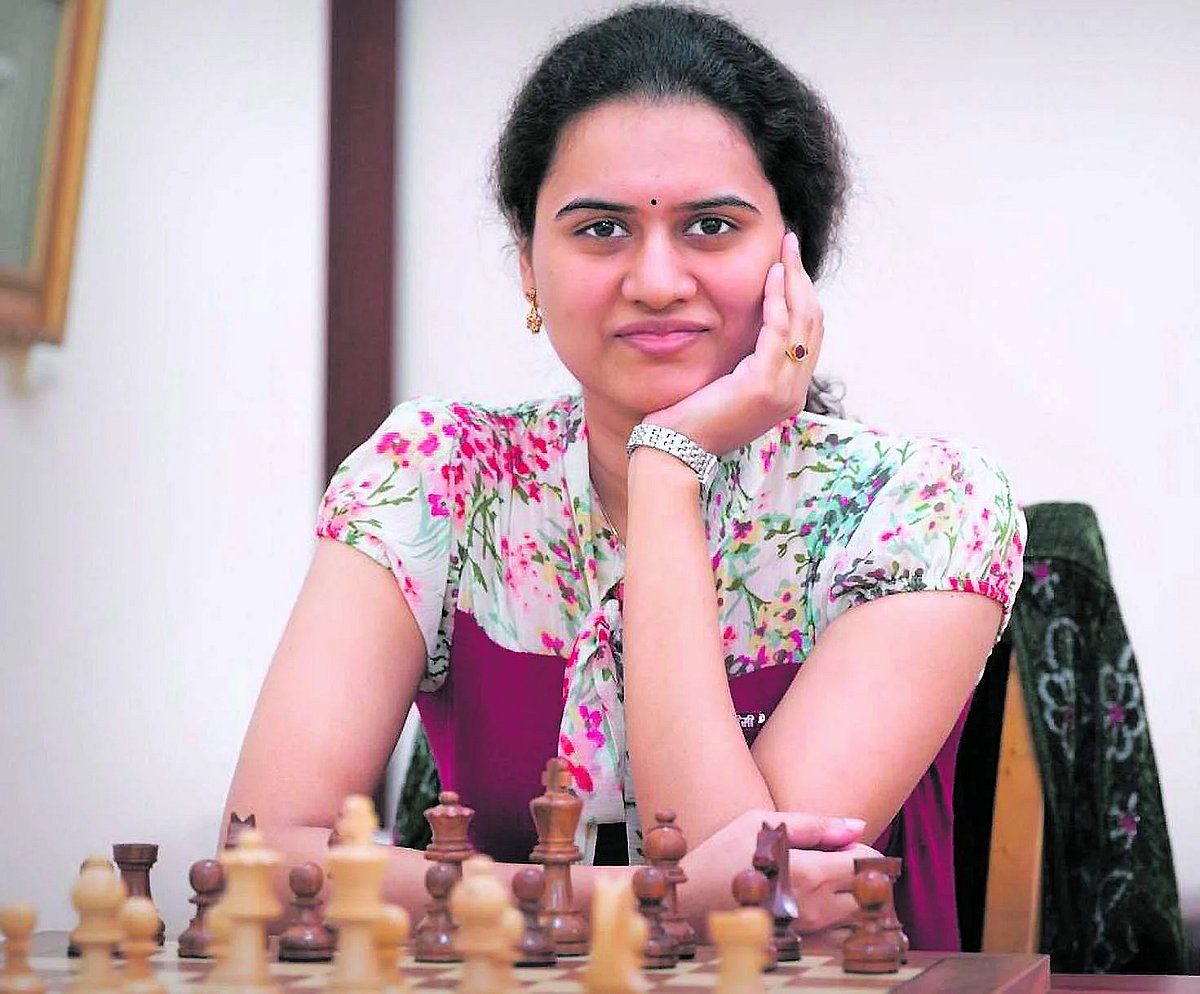 "செஸ் விளையாட்டில் போதிய அளவு வீராங்கணைகள் இல்லை .." - இந்திய பெண்கள் A அணியின் கேப்டன் வேதனை !