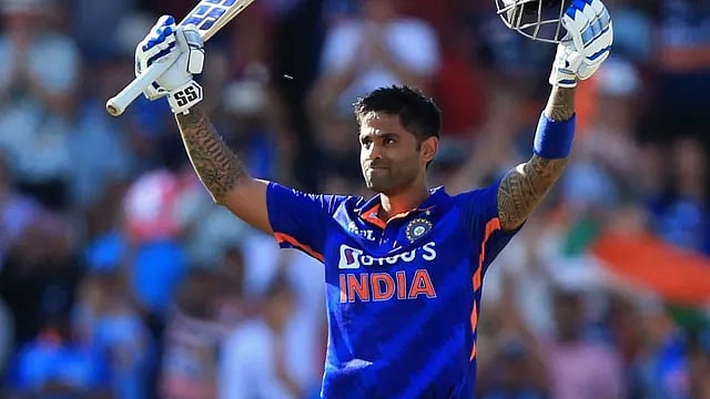 ”சூர்யகுமாரை NEW BAll-ல் இருந்து காப்பாற்றவேண்டும் ”.. ரிக்கி பாண்டிங் கருத்துக்கு காரணம் என்ன?