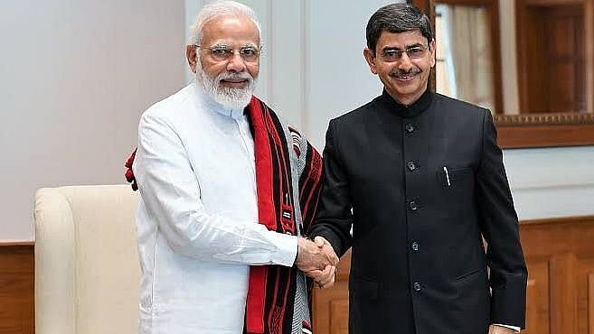 ”ஒன்றிய அரசுக்கு விசுவாசத்தை காட்ட மக்களிடம் வாங்கிக் கட்டிக்கொள்ளும் ஆளுநர்கள்”: முரசொலி கட்டுரை!