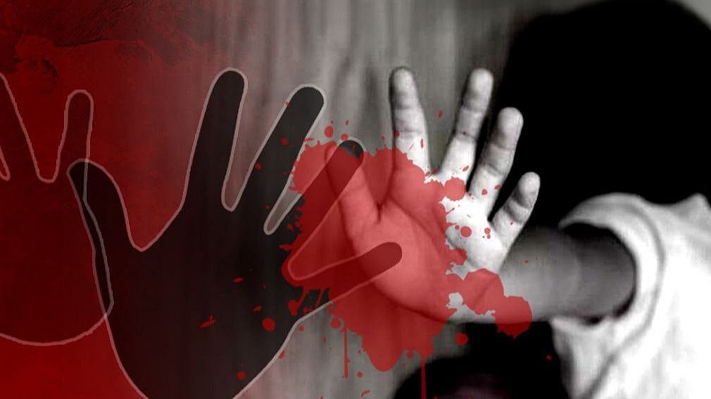 உ.பி : பாலியல் வன்கொடுமைக்கு ஆளான மகள்..பெண்ணின் தாயை விசாரணைக்கு அழைத்து வன்கொடுமை செய்த காவல் ஆய்வாளர்!