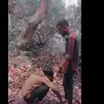 வாட்ஸ்அப்பில் கிண்டல் செய்ததால் ஆத்திரம்.. இளைஞரை  கொடூரமான தாக்கிய நபர் கைது.. கேரளாவில் பரபரப்பு ! 