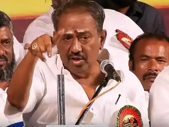 “அன்பு பாராட்டிப் பேசியதை இப்போதும் நினைந்து நெகிழ்கிறேன்” : நெல்லை கண்ணன் மறைவுக்கு முதல்வர் இரங்கல்!