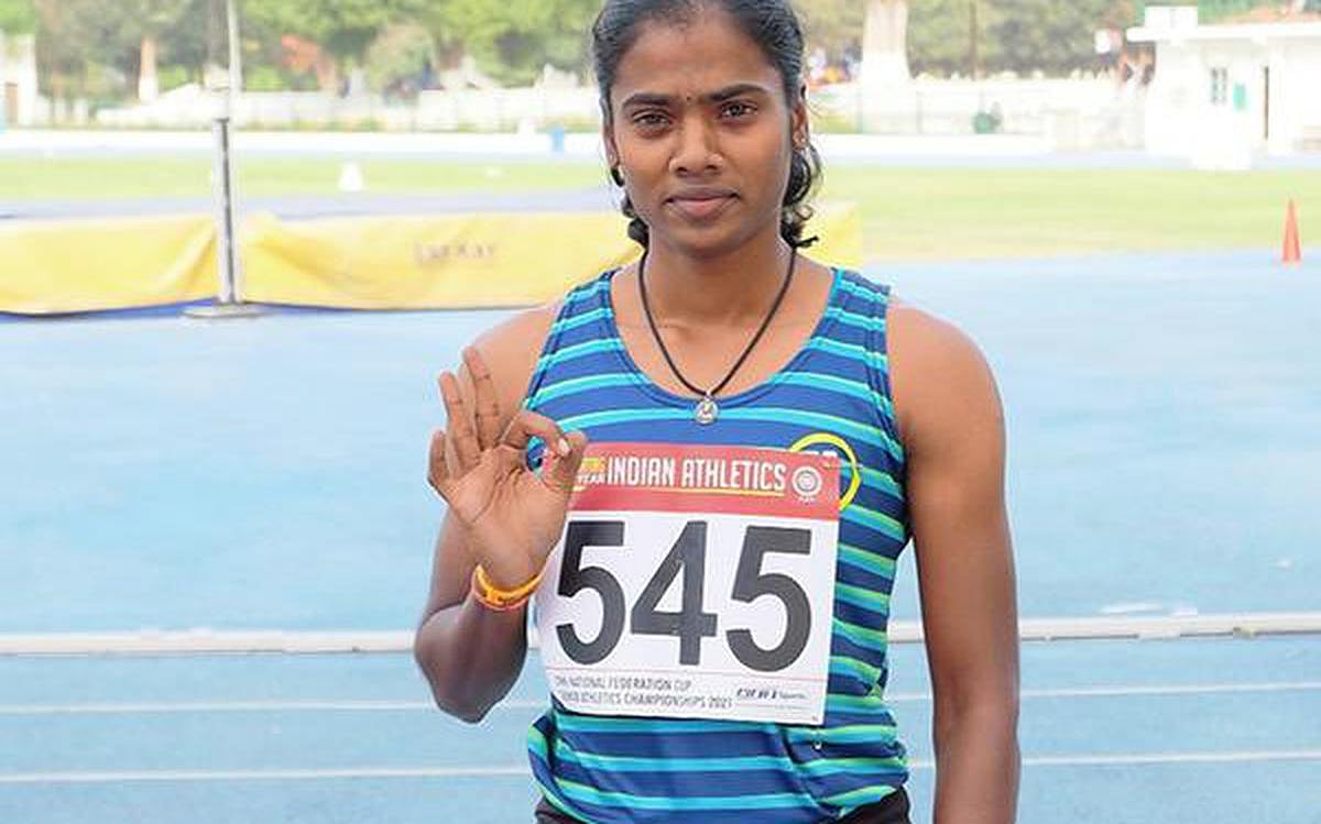 சர்வதேச போட்டிகளில் பங்கேற்க 3 ஆண்டுகள் தடை.. தேசிய சாம்பியனான தமிழக வீராங்கனைக்கு நேர்ந்த சோகம் !