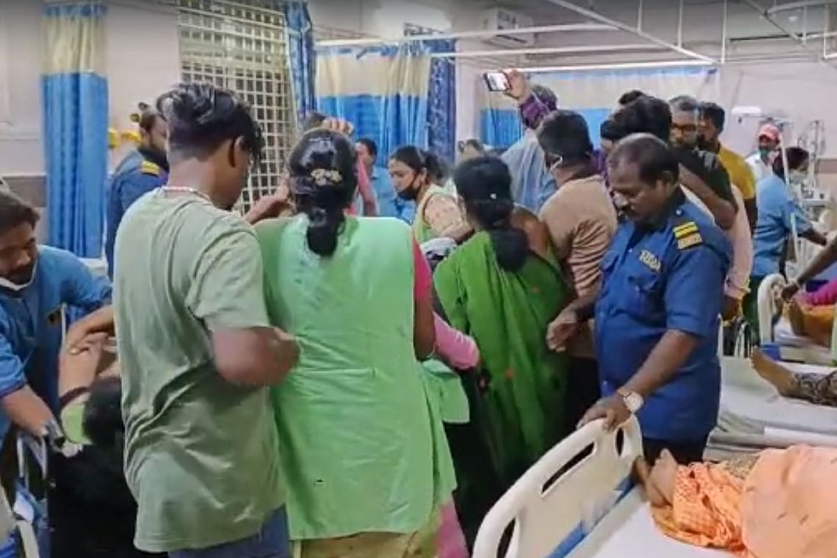 தொழிற்சாலையில் விஷவாயு கசிவு.. 50 ஊழியர்களுக்கு மூச்சுத் திணறல்: நள்ளிரவில் நடந்த அதிர்ச்சி சம்பவம்!