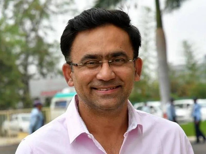 தினேஷ் கார்த்திக்  அணியில் இருந்தால் இந்த பிரச்சனை நிச்சயம் வரும்.. இந்திய அணி முன்னாள் வீரர் கருத்து ! 