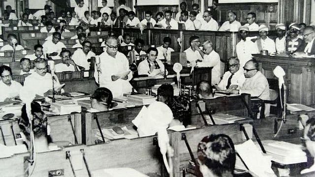 ‘இலவசங்களால் வீழ்ந்தோம் ப்ரோ’.. என கூறுபவர்களுக்கு  அறிவு தேவையில்லை..  மனிதம் இருந்தாலே போதும்!