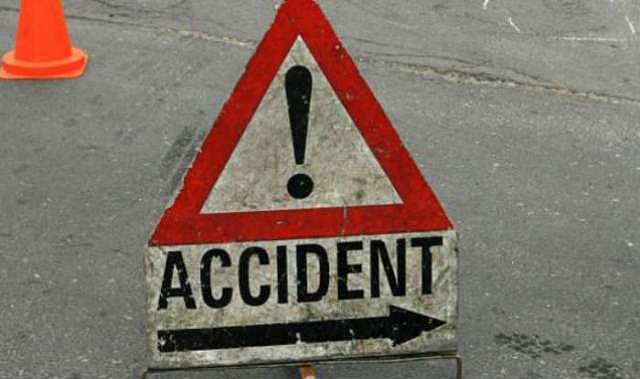 சாலை விபத்தில் உயிரிழந்த தம்பி..  சகோதரன் இழப்பை தாங்காமல் விபரீத முடிவெடுத்த அக்கா!