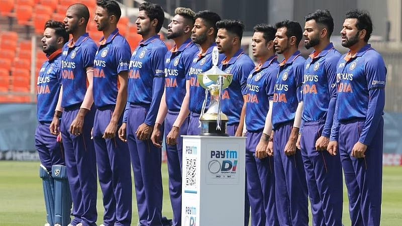 "இந்திய அணியில் இவருக்கு போட்டியே கிடையாது" -  இந்திய அணி முன்னாள் கேப்டன் ஆருடம் ! 