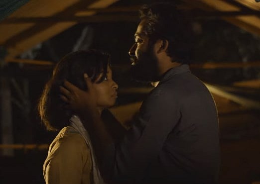 ஒரு காதல்.. பழிவாங்கும் இரு குடும்பம் - சாட்சியாக ஆறு: Paka விமர்சனம்!