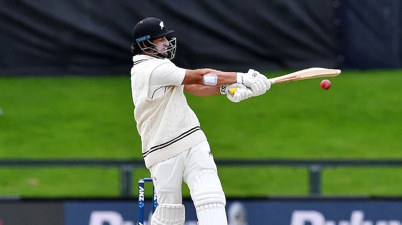 ஓய்வு முடிவை அறிவித்த நியூசிலாந்து ஆல் ரவுண்டர் -கோரிக்கையை கிரிக்கெட் வாரியம் புறக்கணித்ததால் முடிவு ! 