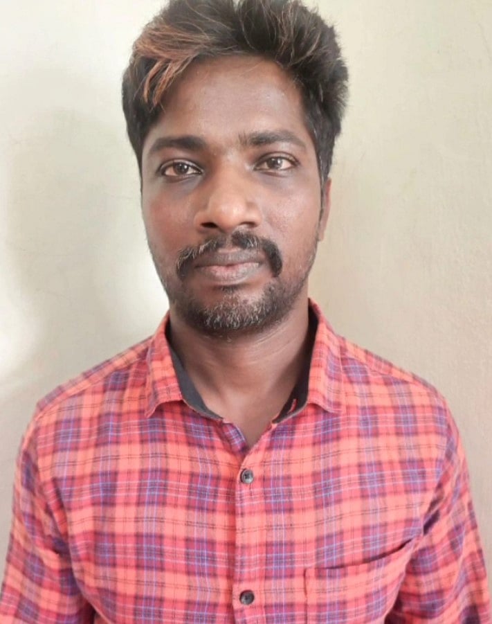 துணி மூட்டைகளுக்குள் அழுகிய நிலையில் கிடந்த சடலம்.. மனைவி காணாமல் போனதாக நாடகமாடியது கணவன் - பகீர் தகவல்!