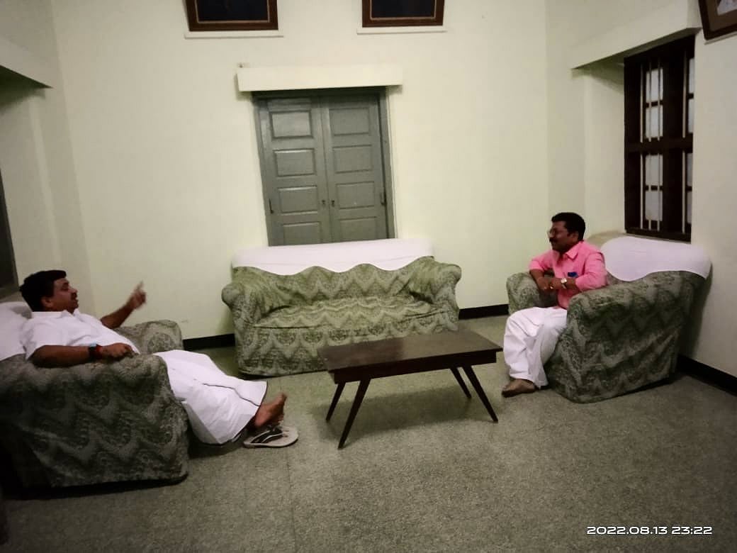 பாஜகவில் தொடர மாட்டேன்: நள்ளிரவில் அமைச்சர் PTR சந்தித்து மன்னிப்பு கோரிய டாக்டர் சரவணன் - நடந்தது என்ன?