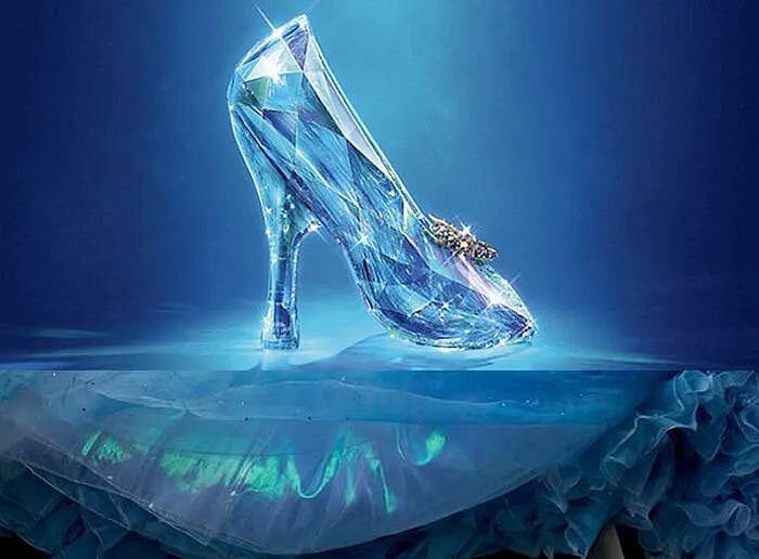 'Cinderella ஒத்த செருப்பு' : இதுக்கு என்னங்க அர்த்தம்.. PTR ட்வீட்டுக்கு dictionary-ல் தேடும் சங்கிகள்!