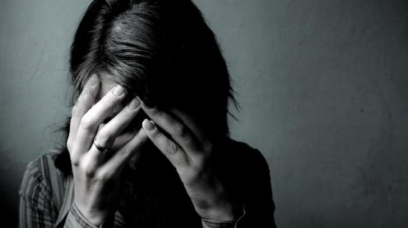 ரூ.30 லட்சம் கொடுக்கவேண்டும்.. மனைவி குளிப்பதை வீடியோ எடுத்து மிரட்டிய கணவர்- வெளிவந்த அதிர்ச்சி பின்னணி!