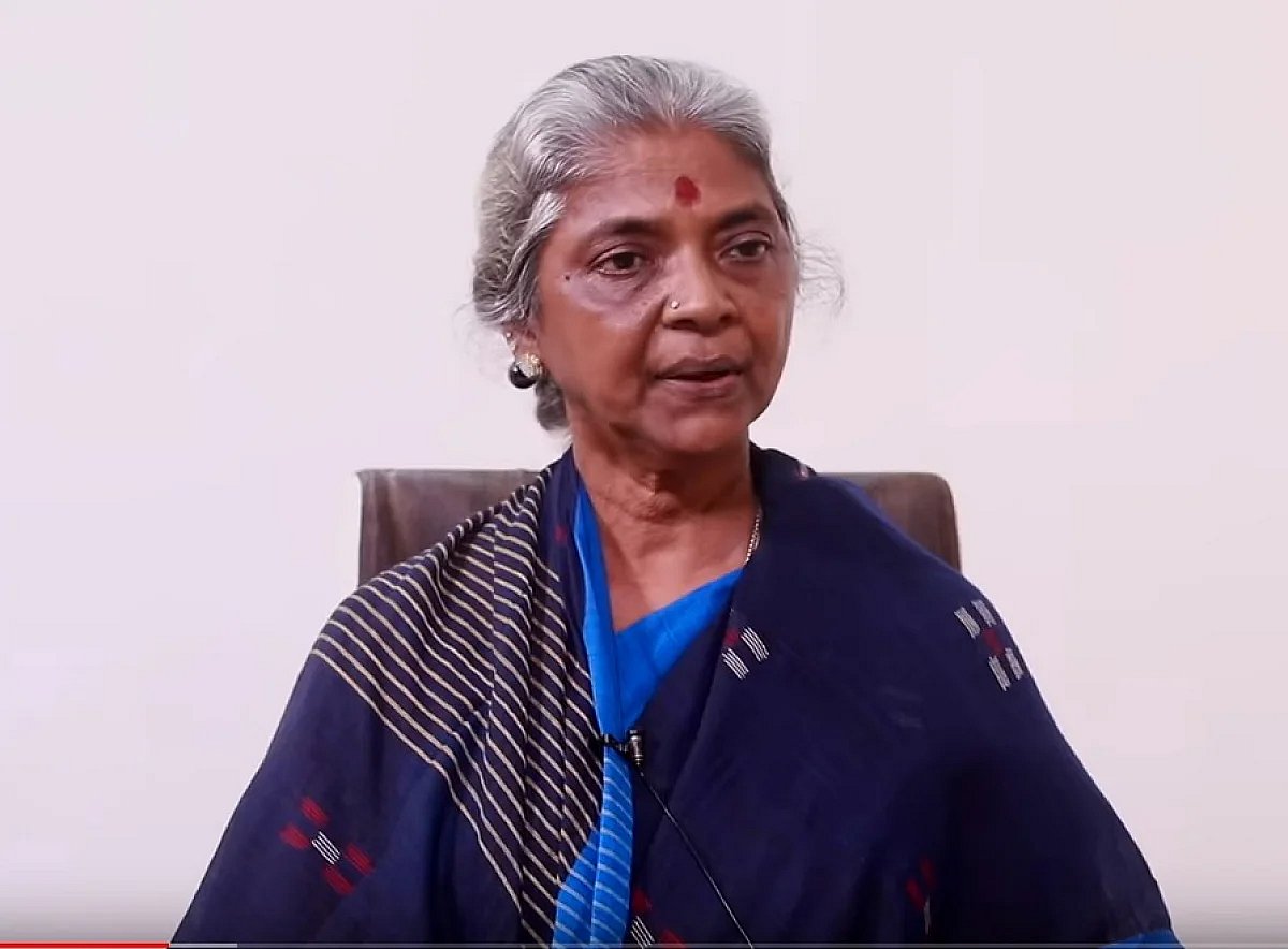 பூனைக்கு சோறு வைத்தவரை கட்சியில் சேர்த்த பாஜக : மனு கொடுக்க வந்த நடிகரின் மனைவியை வைத்து பாஜக விளம்பரம் !