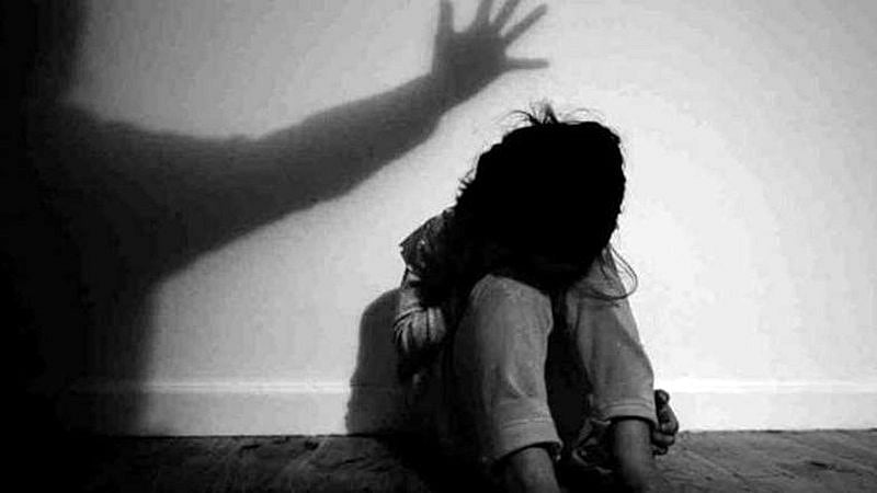 12 வயது சிறுமியாக இருக்கும்போது பாலியல் வன்கொடுமை.. 30 ஆண்டுகளுக்கு பின்னர் புகார்.. உதவிய மகனின் DNA !