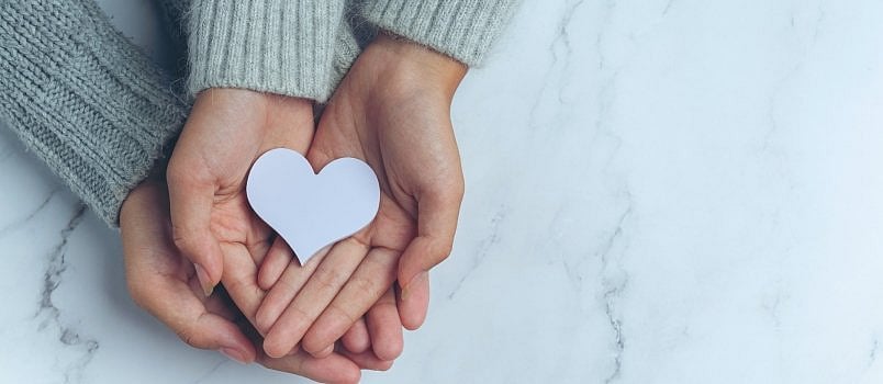 இசை மூலம் உருவான காதல்.. 55 வயது ஆணை கரம்பிடித்த 18 வயது இளம்பெண் :பாகிஸ்தானில் நடந்த வித்தியாச திருமணம்!